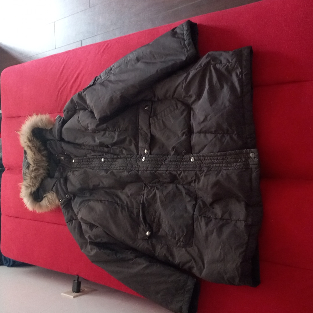Woman's DKNY 3x winter coat